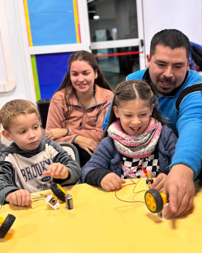 La Escuela de Robótica de Misiones reabre las inscripciones y suma nuevos trayectos para capacitarse en tecnología desde agosto 5 La Escuela de Robótica de Misiones reabre las inscripciones y suma nuevos trayectos para capacitarse en tecnología desde agosto imagen-4