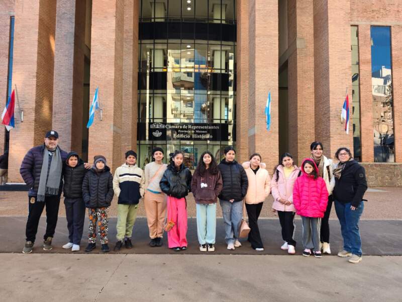Programar a Legis y conocer el trabajo de los diputados: la experiencia que sorprendió a estudiantes de Puerto Esperanza 15 Programar a Legis y conocer el trabajo de los diputados: la experiencia que sorprendió a estudiantes de Puerto Esperanza imagen-14