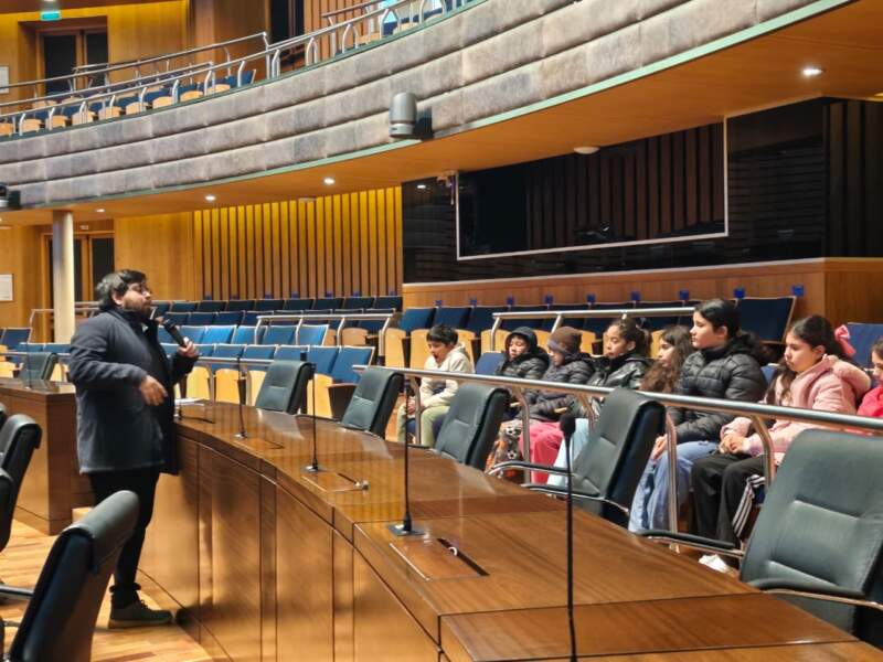 Programar a Legis y conocer el trabajo de los diputados: la experiencia que sorprendió a estudiantes de Puerto Esperanza 19 Programar a Legis y conocer el trabajo de los diputados: la experiencia que sorprendió a estudiantes de Puerto Esperanza imagen-18