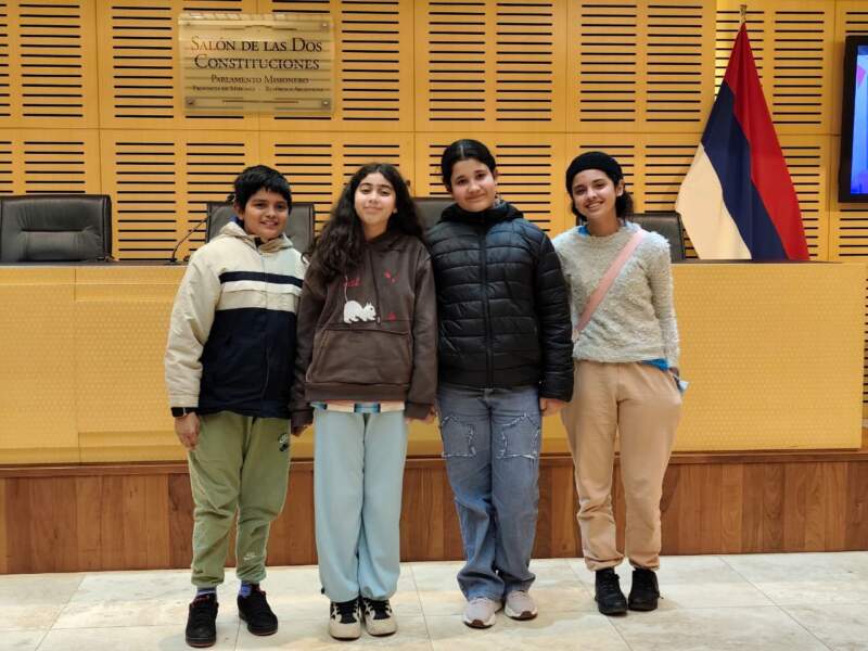 Programar a Legis y conocer el trabajo de los diputados: la experiencia que sorprendió a estudiantes de Puerto Esperanza 17 Programar a Legis y conocer el trabajo de los diputados: la experiencia que sorprendió a estudiantes de Puerto Esperanza imagen-16