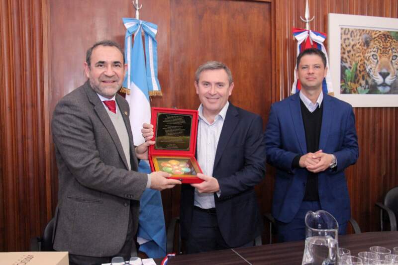 Misiones y Paraguay impulsan una agenda de integración con foco en el comercio y el tránsito fronterizo imagen-4
