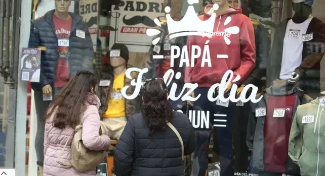 El consumo volvió a caer en junio: las ventas pyme bajaron 1,3% mensual y el semestre cerró en rojo imagen-12