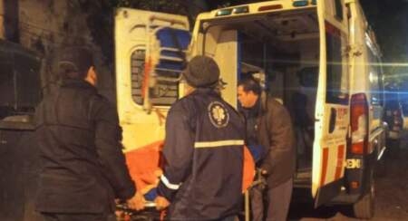 Policías asistieron de urgencia a una joven hallada inconsciente tras una presunta fuga de gas imagen-5