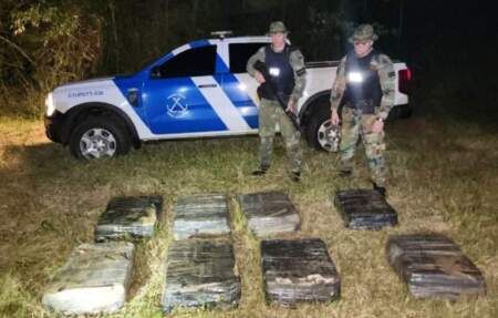 Prefectura secuestró marihuana en Puerto Maní que supera los $800 millones Prefectura secuestró marihuana en Puerto Maní que supera los $800 millones imagen-4