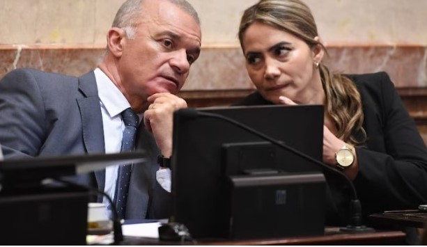 Passalacqua pidió a los senadores misioneros que rechacen la reforma a la Ley de Tierras y el debate se extiende a toda la provincia 3 Passalacqua pidió a los senadores misioneros que rechacen la reforma a la Ley de Tierras y el debate se extiende a toda la provincia imagen-2