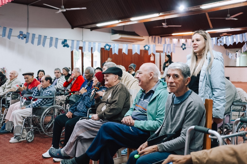 Finalizó un ciclo de neuroestimulación y terapia asistida con perros para adultos mayores del Monoclínico de Miguel Lanús 7 Finalizó un ciclo de neuroestimulación y terapia asistida con perros para adultos mayores del Monoclínico de Miguel Lanús imagen-6
