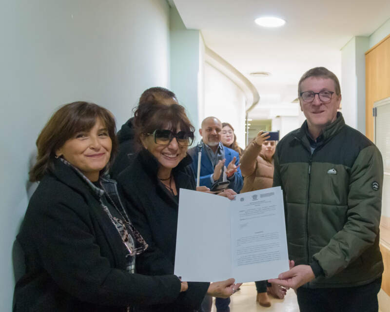 El arte de Ofelia Cendra y Guadalupe Busse desembarcó en la Legislatura con una muestra abierta al público 5 El arte de Ofelia Cendra y Guadalupe Busse desembarcó en la Legislatura con una muestra abierta al público imagen-4