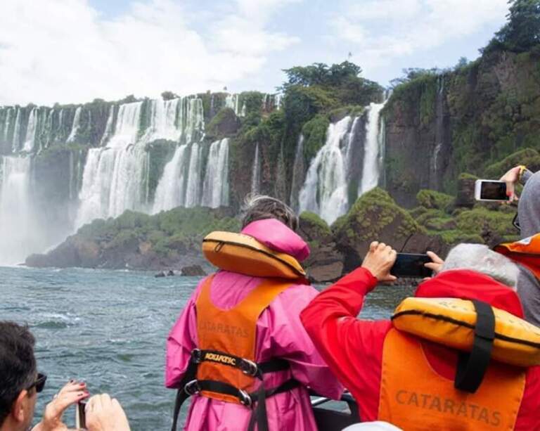 Turismo en Puerto Iguazú: el sector espera una ocupación de hasta el 70% en julio, pero advierte que la baja demanda continúa el resto del año imagen-50