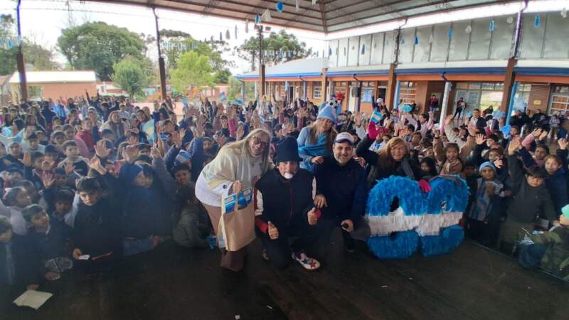 Alumnos de Campo Grande brillaron en la Primera Gala Cultural Infantil de Gurises Felices con música, danza y talento imagen-12