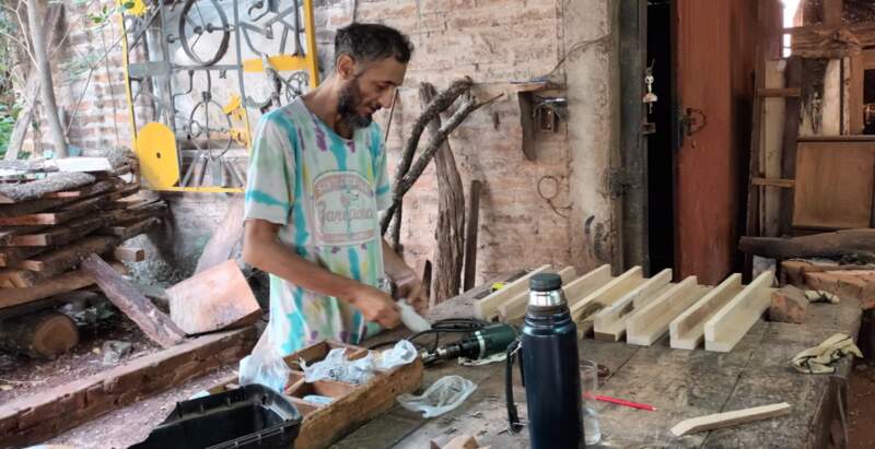 Marcelo Ferreira inaugura su 20ª Muestra de Piezas Exóticas en Madera Nativa en Posadas imagen-12