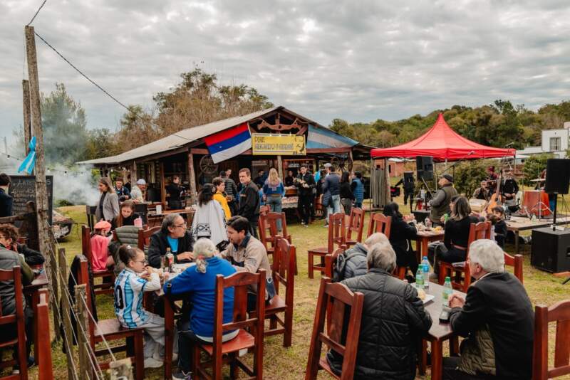 Cerro Corá celebró el Día de la Independencia con el estreno de Patios Culturales y una jornada que unió tradición, turismo y economía local 3 Cerro Corá celebró el Día de la Independencia con el estreno de Patios Culturales y una jornada que unió tradición, turismo y economía local imagen-2