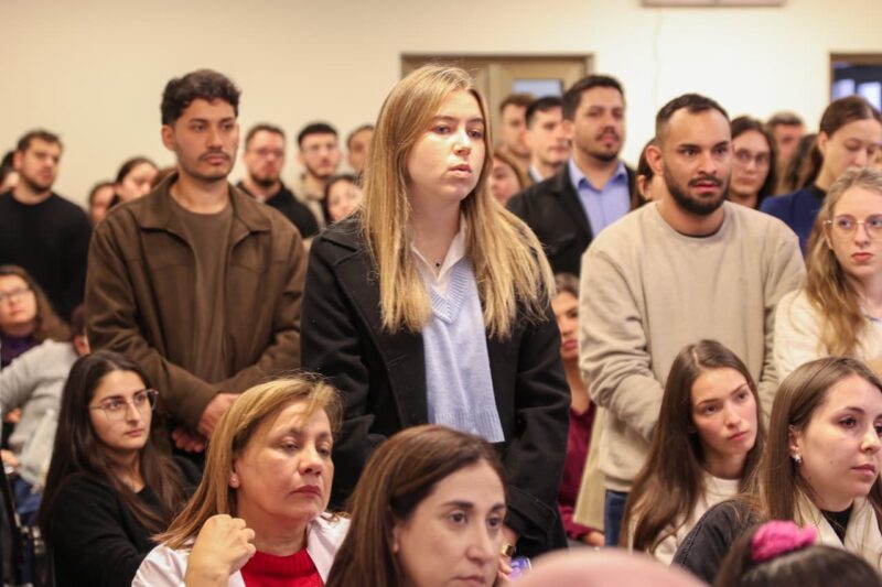 Misiones fortaleció la formación de nuevos especialistas: el 90% de las residencias en Salud ya fueron adjudicadas 17 Misiones fortaleció la formación de nuevos especialistas: el 90% de las residencias en Salud ya fueron adjudicadas imagen-16