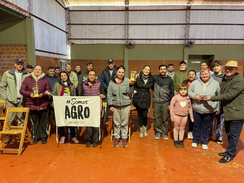Misiones fortalece el cultivo de sandía con semillas, asistencia técnica y más de 40 hectáreas en producción 9 Misiones fortalece el cultivo de sandía con semillas, asistencia técnica y más de 40 hectáreas en producción imagen-8