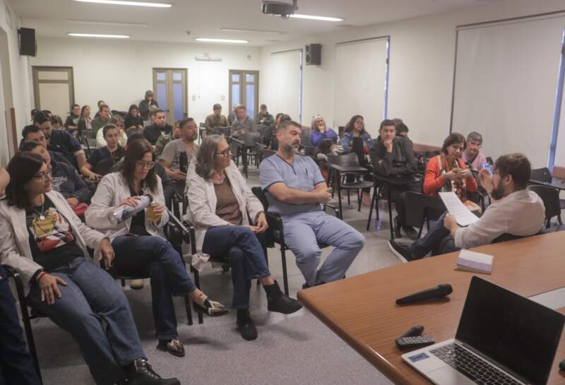Esclerosis múltiple: el Madariaga reunió a especialistas, pacientes y familias en una jornada de concientización imagen-2