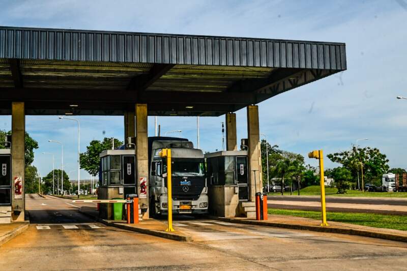 Fin de la "Aduana paralela" en Misiones: desde este miércoles, contribuyentes quedan eximidos del pago a cuenta en el control fiscal en rutas 5 Fin de la "Aduana paralela" en Misiones: desde este miércoles, contribuyentes quedan eximidos del pago a cuenta en el control fiscal en rutas imagen-4