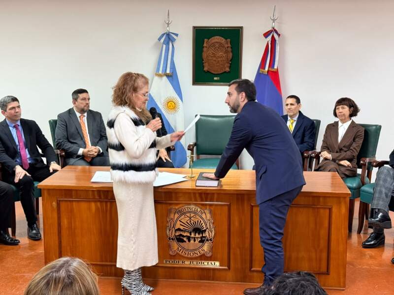 Toma de juramento para cubrir cargos en el Poder Judicial en cinco localidades misioneras imagen-12