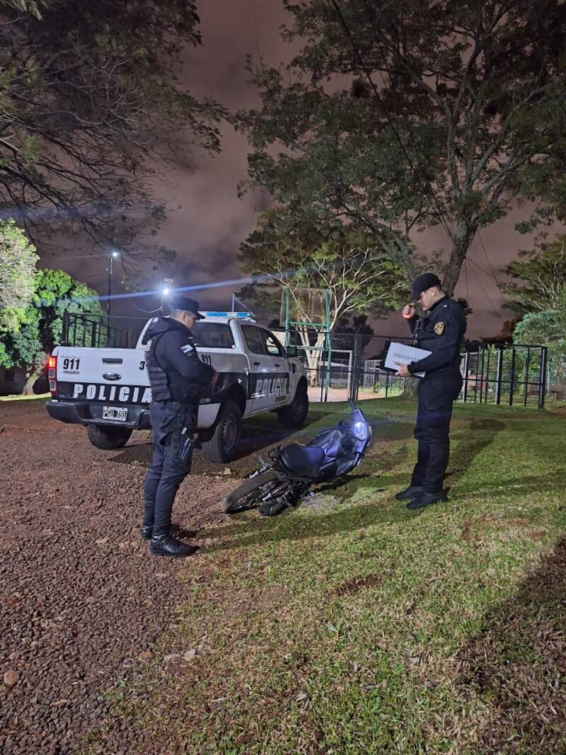 Capturaron a un prófugo por una causa por lesiones con arma de fuego y detuvieron a otros tres delincuentes en distintos procedimientos nocturnos 3 Capturaron a un prófugo por una causa por lesiones con arma de fuego y detuvieron a otros tres delincuentes en distintos procedimientos nocturnos imagen-2