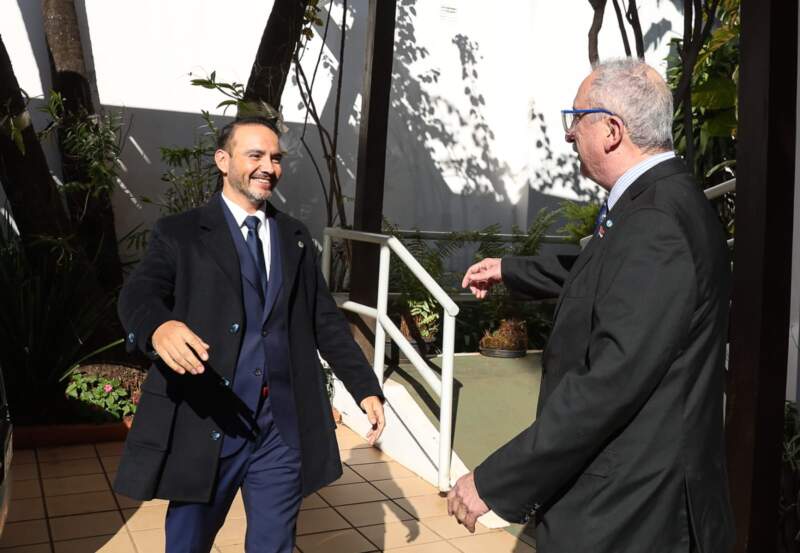 Passalacqua recibió a su par Valdés y ratificó trabajo conjunto: "Misiones y Corrientes, más unidas que nunca trabajando por el bien de sus pueblos" imagen-4
