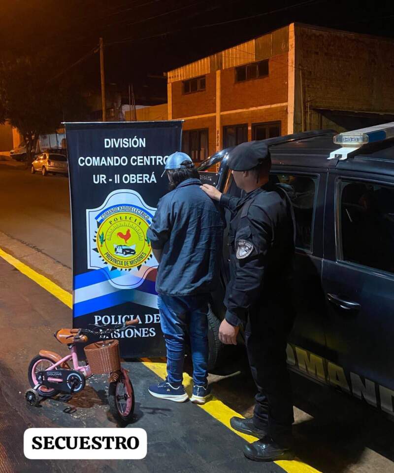 Pidió un viaje por una aplicación y el chofer escapó con la bicicleta de su hija: lo detuvieron en Campo Ramón 3 Pidió un viaje por una aplicación y el chofer escapó con la bicicleta de su hija: lo detuvieron en Campo Ramón imagen-2