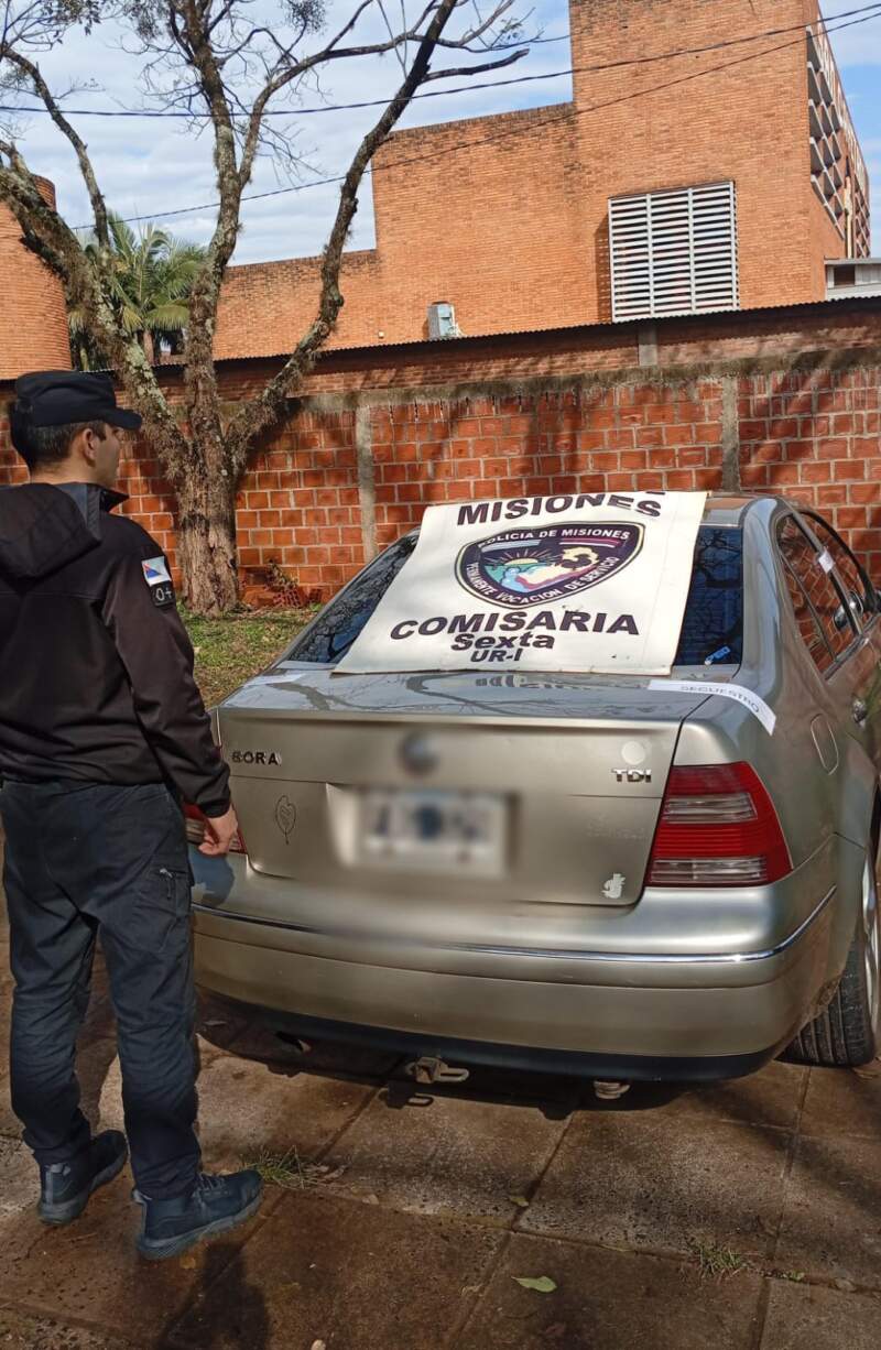 Detuvieron a una mujer e incautaron celulares y un vehículo en la investigación por presuntas estafas con falsas promesas laborales imagen-6