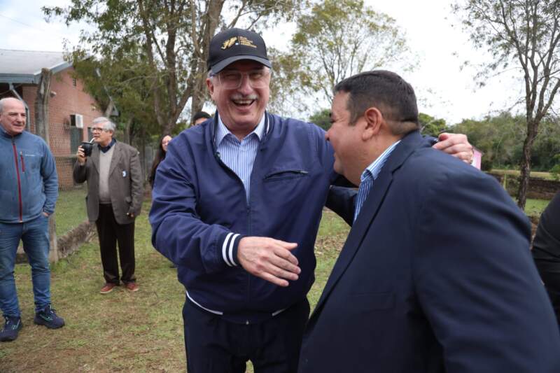 Passalacqua destacó la inversión en infraestructura hídrica tras la puesta en marcha de una nueva perforación en Cerro Corá 7 Passalacqua destacó la inversión en infraestructura hídrica tras la puesta en marcha de una nueva perforación en Cerro Corá imagen-6