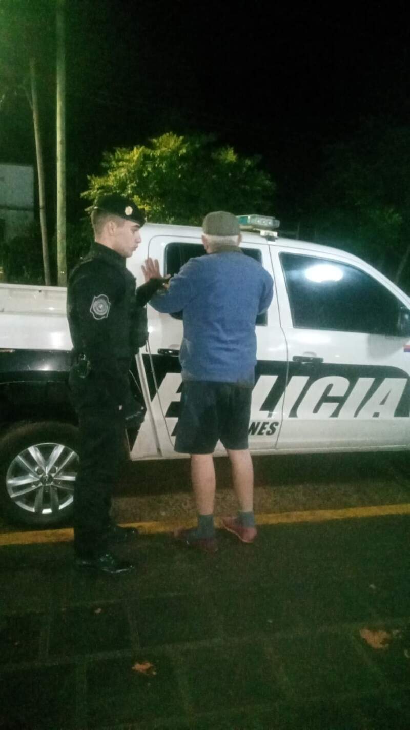 Conducía en contramano con 3,28 g/l de alcohol en sangre: la Policía lo arrestó y evitó una tragedia en Apóstoles imagen-2