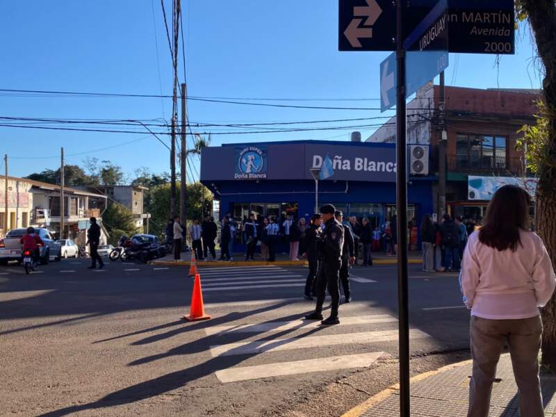 La Policía de Misiones reforzará los operativos de seguridad en toda la provincia ante un eventual festejo por la Selección Argentina 11 La Policía de Misiones reforzará los operativos de seguridad en toda la provincia ante un eventual festejo por la Selección Argentina imagen-10