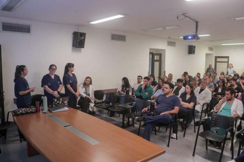 El Hospital Madariaga reúne a 27 residencias en una jornada científica que busca transformar la investigación en mejoras para los pacientes imagen-6