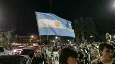 Argentina es finalista y el Cine Teatro Alem volvió a vibrar con una tarde inolvidable imagen-11