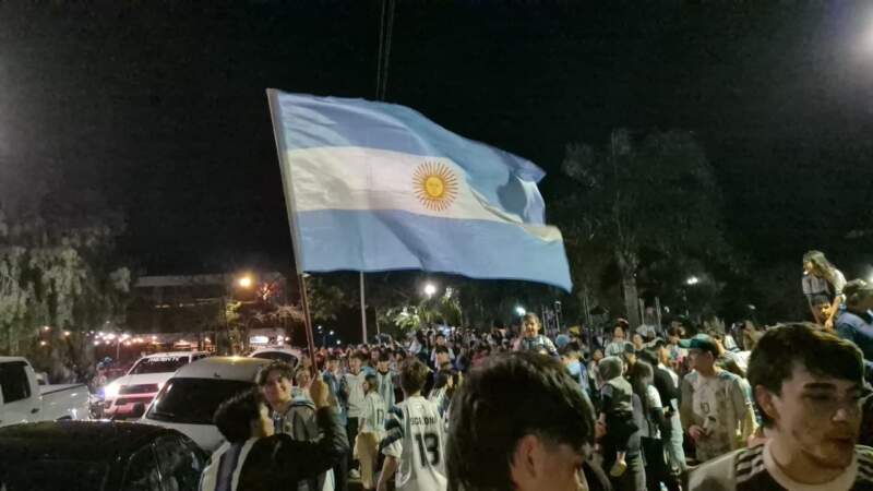 Argentina es finalista y el Cine Teatro Alem volvió a vibrar con una tarde inolvidable imagen-12