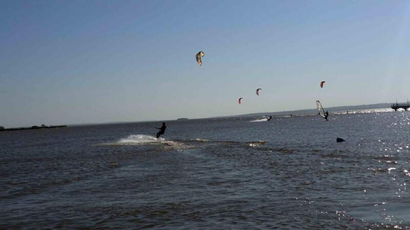 El Posadas KiteFest llenó de color y adrenalina el río Paraná durante las vacaciones de invierno imagen-6