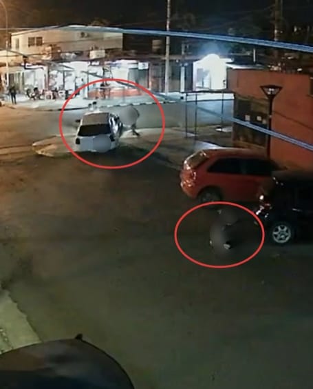 Huyó tras un grave siniestro vial en Puerto Iguazú: tres personas resultaron lesionadas Huyó tras un grave siniestro vial en Puerto Iguazú: tres personas resultaron lesionadas imagen-14