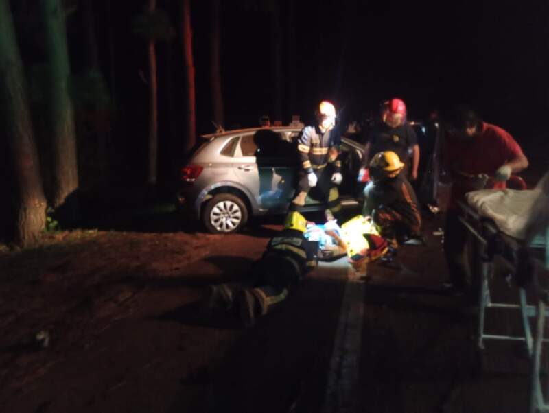 Choque frontal sobre la Ruta Nacional 12 dejó dos víctimas fatales y una mujer gravemente herida 5 Choque frontal sobre la Ruta Nacional 12 dejó dos víctimas fatales y una mujer gravemente herida imagen-4