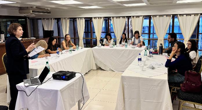 Profesionales de la salud participaron de un cónclave para revisar estrategias y fortalecer la gestión de sus consultorios Profesionales de la salud participaron de un cónclave para revisar estrategias y fortalecer la gestión de sus consultorios imagen-15