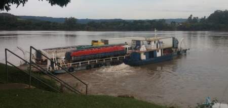 Por la crecida del río Uruguay, permanece cerrado el paso fronterizo entre San Javier y Porto Xavier imagen-11