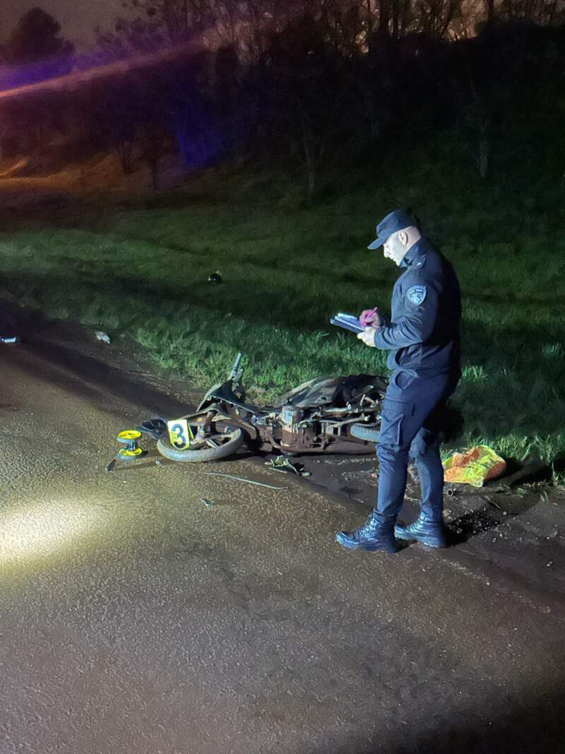 Falleció el motociclista que había resultado gravemente herido tras una colisión en Panambí: continúa la búsqueda del conductor que escapó imagen-12