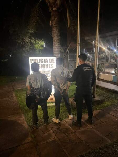 El seguimiento en tiempo real del CIO 911 permitió frustrar el robo de cables de fibra óptica en Posadas El seguimiento en tiempo real del CIO 911 permitió frustrar el robo de cables de fibra óptica en Posadas imagen-2