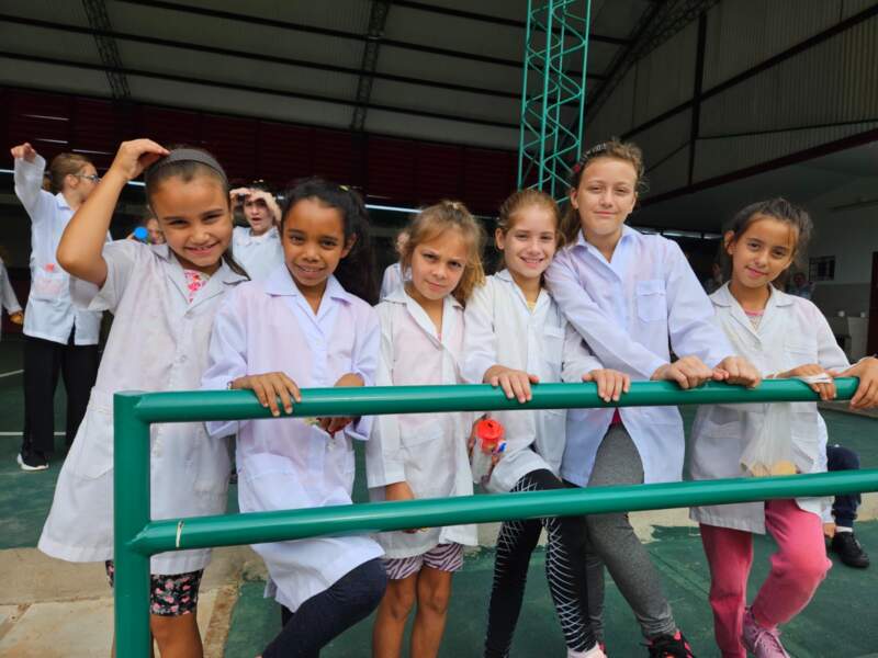 Más de 457.000 estudiantes y 34.000 docentes retomaron este lunes las actividades escolares en Misiones imagen-4