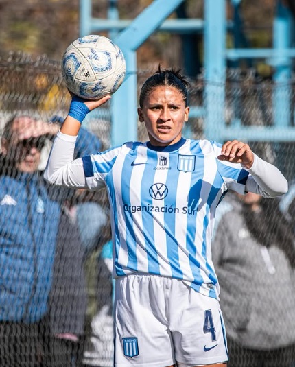 Fútbol femenino: la misionera Milagros Otazú es campeona con Racing imagen-2