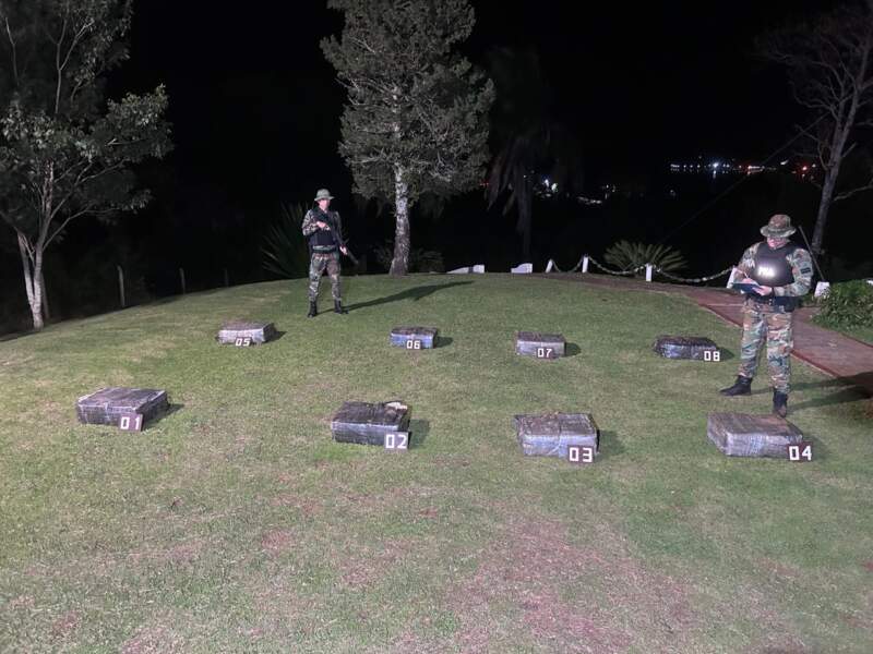 Prefectura secuestró marihuana en Puerto Maní que supera los $800 millones 3 Prefectura secuestró marihuana en Puerto Maní que supera los $800 millones imagen-2