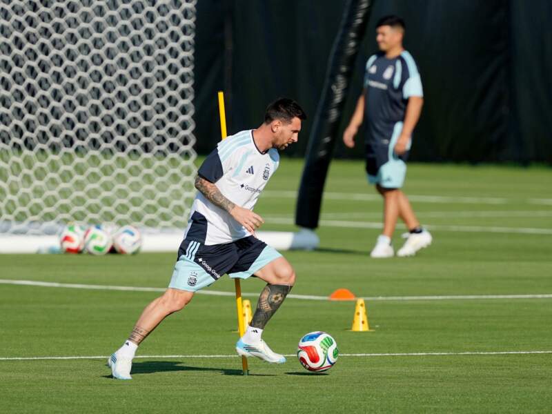 Más allá de la balanza: la importancia de la composición corporal, la alimentación y la hidratación en el rendimiento de los futbolistas imagen-13